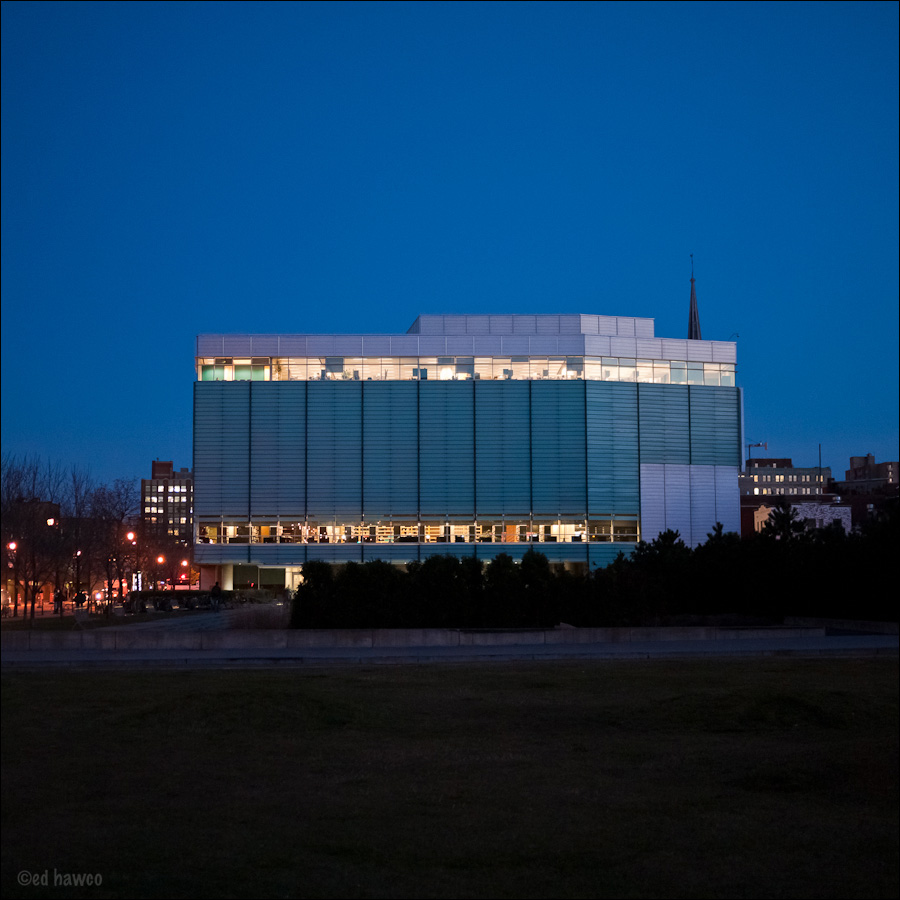 Grande BibliothÃ¨que, Montreal
