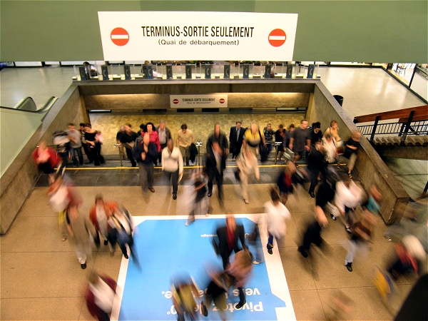 Metro Longueuil, 6:00 P.M.