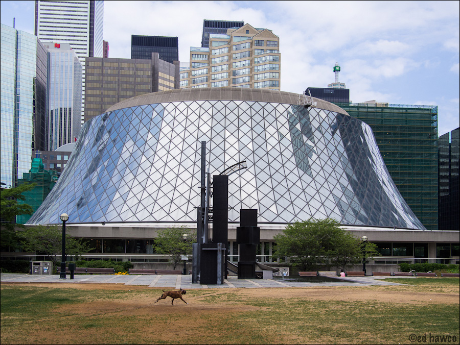 Roy Thompson Hall and Boxer