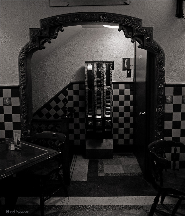 Vending Machine, Dominion Pub, Montreal